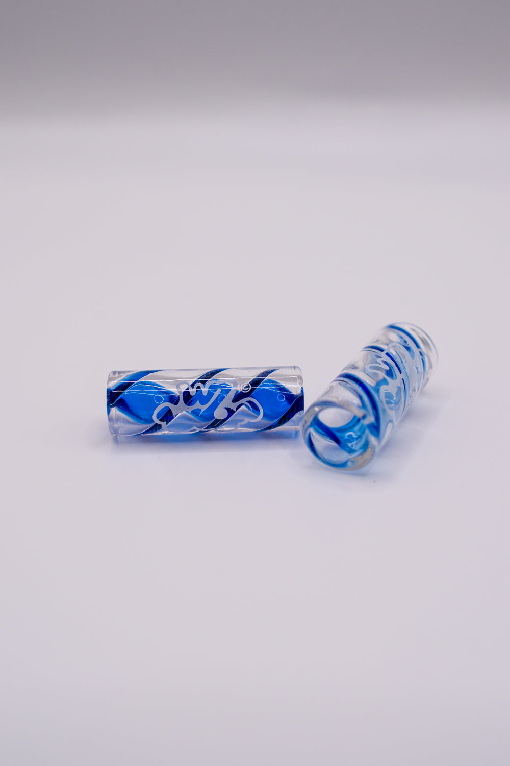 W7 Glas Tip „Blue Fusilli“